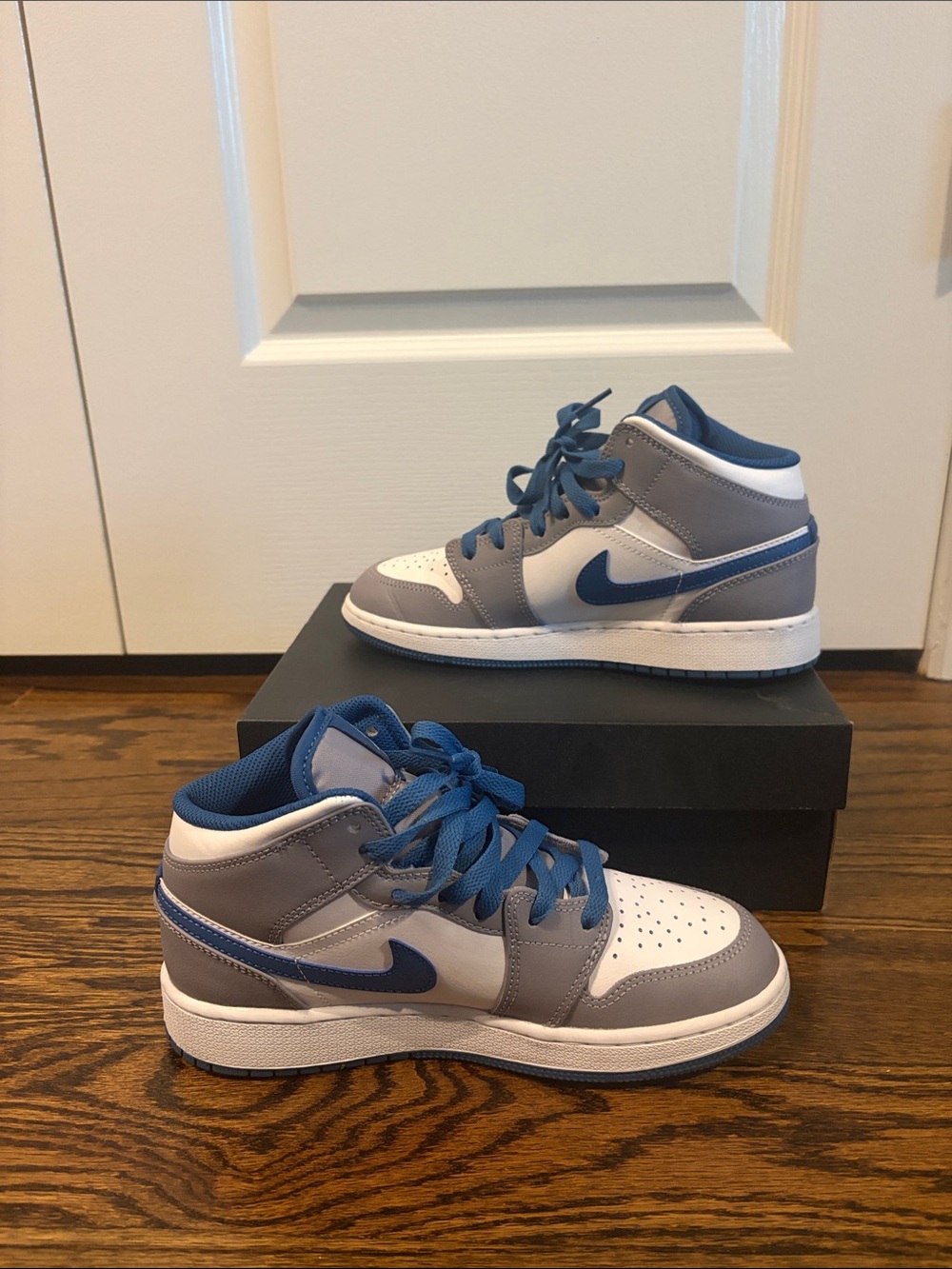 Air Jordan 1 Mid Cement Grey/ White-True Blue youth size 5